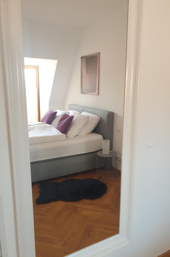 Modernes Apartment An Der Frauenkirche Dresden Eksteriør billede